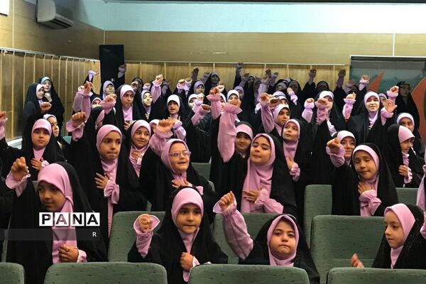 مراسم رونمایی نماهنگ «جان پیامبر»‌ در کانون جوانان بسیج سپاه تبریز