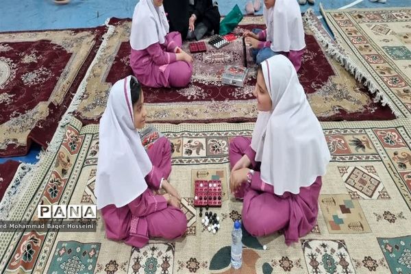 برگزاری مسابقات بازی‌های فکری مدارس آموزش و پرورش ناحیه یک یزد