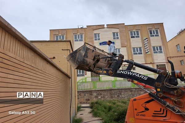 نصب بیش از 12 هزار متر لایه ایزوگام در مدارس شهرستان مرزی کلات