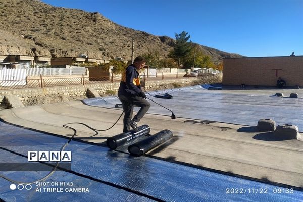 نصب بیش از 12 هزار متر لایه ایزوگام در مدارس شهرستان مرزی کلات