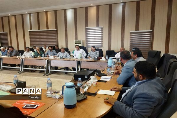 جلسه مشاوره هدایت تحصیلی منطقه 12