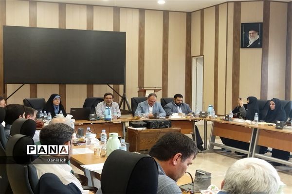 جلسه مشاوره هدایت تحصیلی منطقه 12