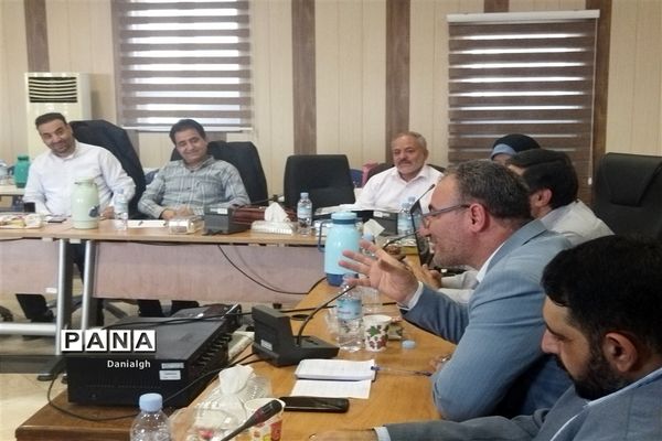 جلسه مشاوره هدایت تحصیلی منطقه 12