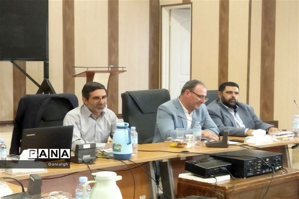 جلسه مشاوره هدایت تحصیلی منطقه 12