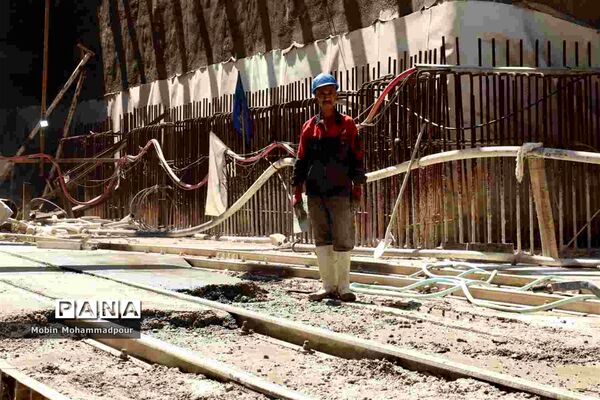 بازدید خبرنگاران از پروژه‌های خطوط مترو در تبریز