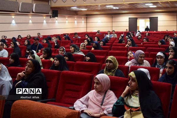 آیین اختتامیه جشنواره نوجوان سالم، سفیران سلامت و یاریگران زندگی