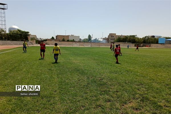 افتتاح زمین چمن طبیعی شهید‌ثمری در ملارد