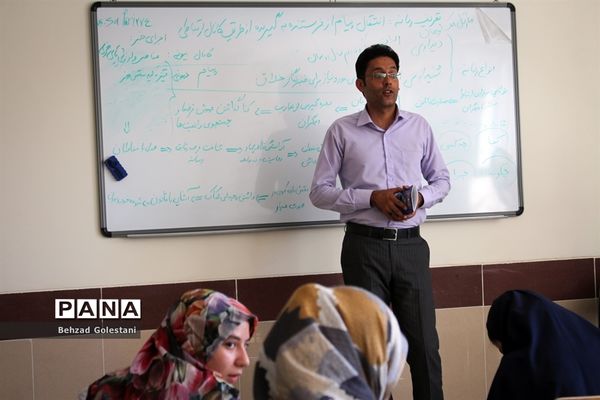 دوره مقدماتی خبرنگاری در ارومیه