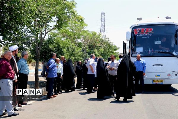 دومین کاروان اردوی زیارتی مشهد مقدس برای دانش‌آموزان و فرهنگیان آذربایجان شرقی