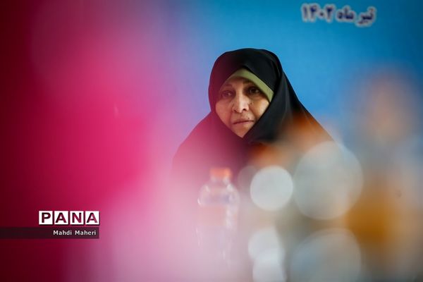 نشست خبری مشاور وزیر آموزش و پرورش در امور زنان