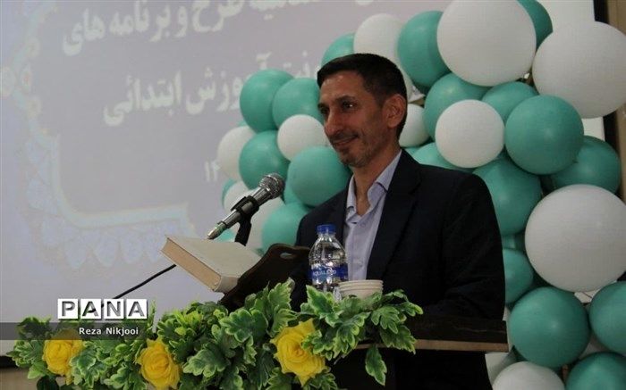 بهره‌گیری از آموزه‌های الهی، امری ضروری با هدف افزایش اطلاعات دانش‌آموزان است/فیلم