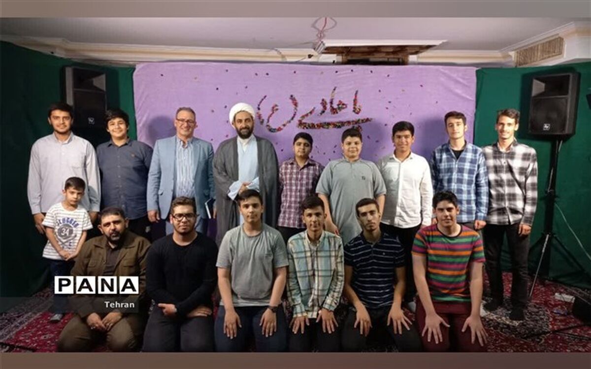 لزوم آشنایی دانش‌آموزان با فعالیت‌های جهادی و خداپسندانه