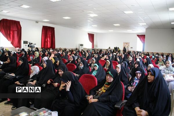 برگزاری همایش سفیران مهر در شهرستان پردیس