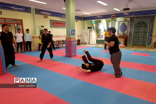 افتتاح زمین چمن مصنوعی و سالن هاپکیدو در دبیرستان علامه حلی ملارد