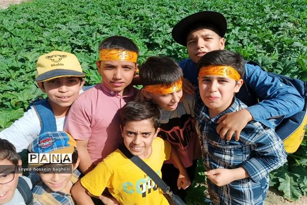 کوهپیمایی دانش‌آموزان اشکذری به یاد ۶۶ کودک شهید سانحه تروریستی هواپیمایی ایرباس سال ۱۳۶۷