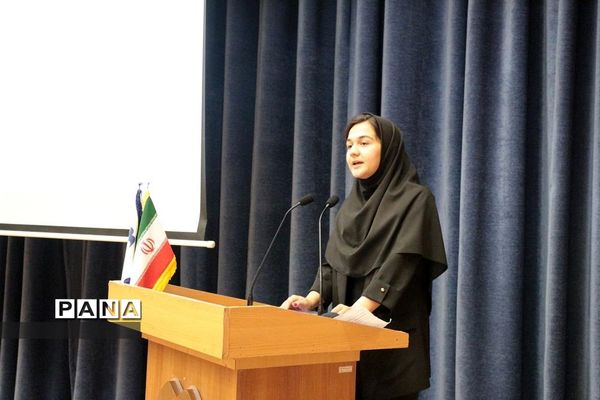 آیین تجلیل از برگزیدگان چهل و یکمین جشنواره فرهنگی هنری ناحیه۶