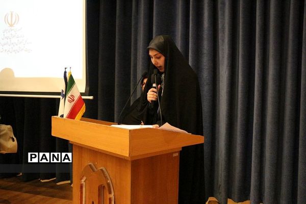 آیین تجلیل از برگزیدگان چهل و یکمین جشنواره فرهنگی هنری ناحیه۶