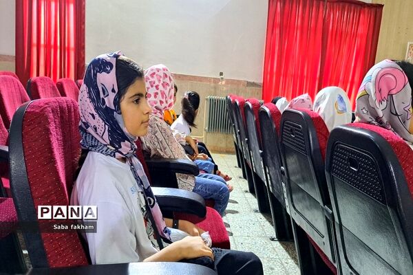 برگزاری جشن عید غدیر در کانون شهید مطهری ناحیه یک بهارستان