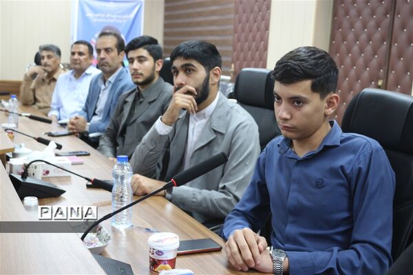 نشست اعضای مجلس دانش‌آموزی استان خوزستان در اهواز