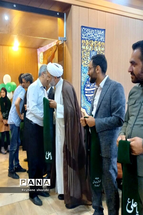 همایش تجلیل از سادات فرهنگی و دانش‌آموز در تربت جام