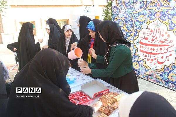 محفل شعر «سایه بوتراب»