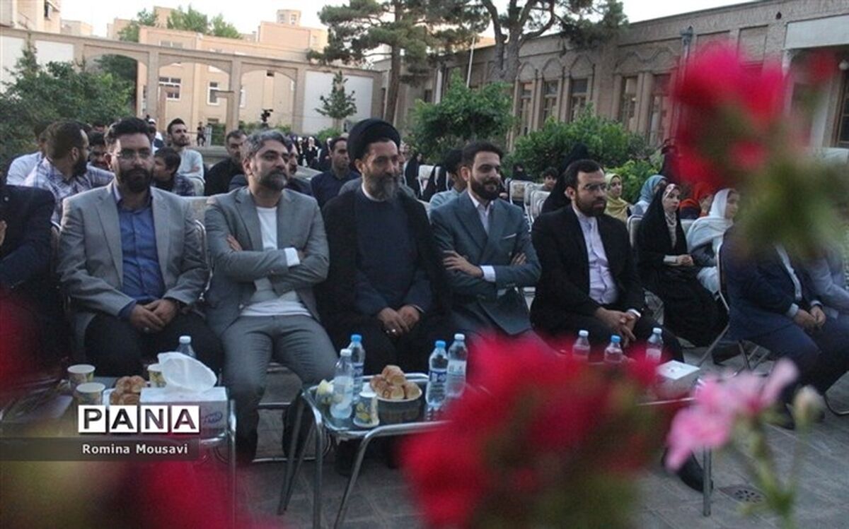 محفل شعر «سایه بو تراب» برگزار شد