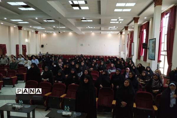 جشن بزرگ غدیرخم و تکریم سادات در آموزش و پرورش شهرستان شاهین‌شهر