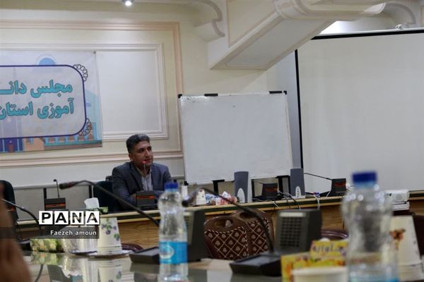 برگزاری دومین نشست مجلس دانش‌آموزی دختران استان یزد