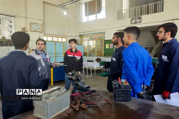برگزاری مسابقات علمی مهارتی هنرستان‌های استان فارس