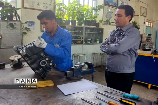 برگزاری مسابقات علمی مهارتی هنرستان‌های استان فارس