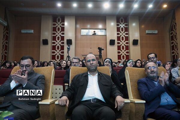 آیین ارسال 845 هزار جلد کتاب به کتابخانه‌های مناطق محروم سراسر کشور