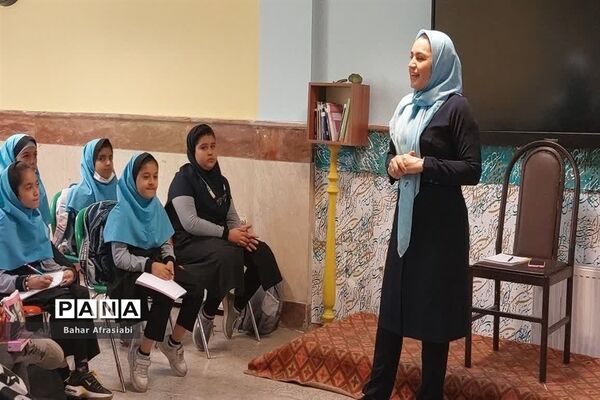 کسب رتبه منتخب کشور رویداد بین‌المللی الف‌ تا، توسط مدرسه یاس نبی در شهرستان رباط‌کریم