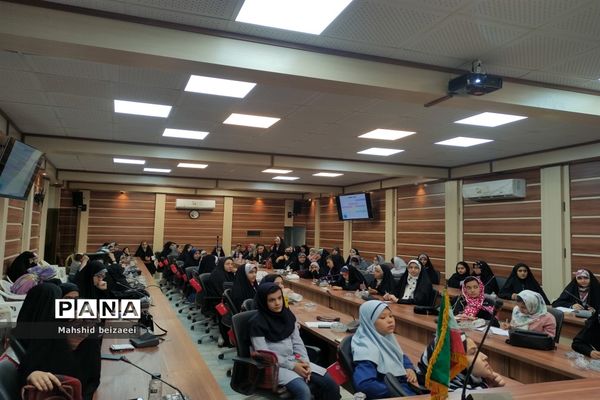 دوره آموزشی خبرنگاری مقدماتی ویژه دختران