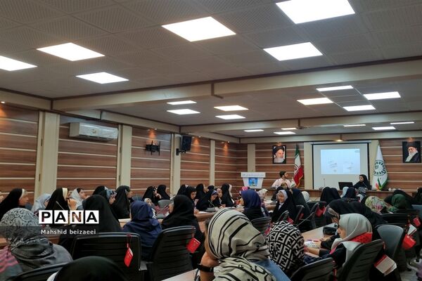 دوره آموزشی خبرنگاری مقدماتی ویژه دختران