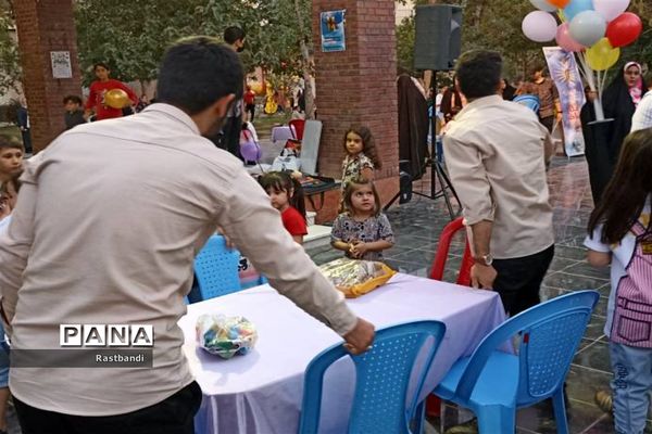 برپایی غرفه‌های عشاق علی(ع) در مقبره شهدای گمنام کیانشهر