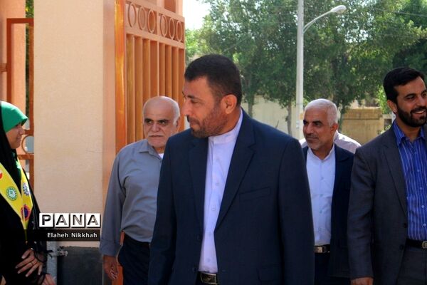 همایش  منتخبین دومین دوره طرح دانش‌آموز تراز انقلاب اسلامی  در بوشهر