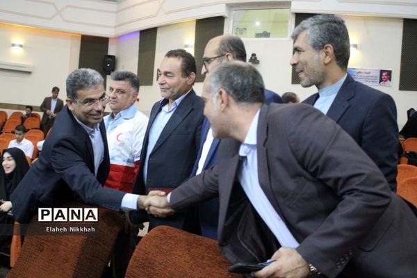 همایش  منتخبین دومین دوره طرح دانش‌آموز تراز انقلاب اسلامی  در بوشهر