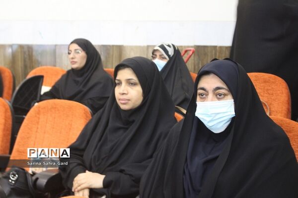 همایش  منتخبین دومین دوره طرح دانش‌آموز تراز انقلاب اسلامی  در بوشهر