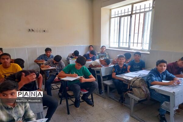 پایگاه آموزش تقویتی کلاس‌های جبرانی متوسطه اول در کاشمر