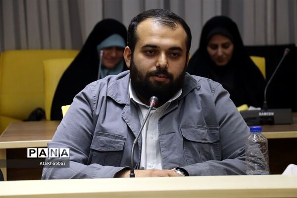 مراسم تکریم و معارفه مسئول انجمن  اسلامی دانش‌آموزان آذربایجان شرقی