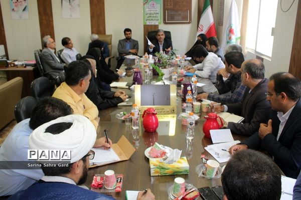 جلسه هم اندیشی معاونان پرورشی و تربیت‌بدنی شهرستان‌ها و مناطق آموزش و پرورش استان بوشهر