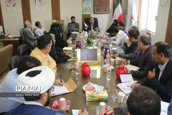جلسه هم اندیشی معاونان پرورشی و تربیت‌بدنی شهرستان‌ها و مناطق آموزش و پرورش استان بوشهر
