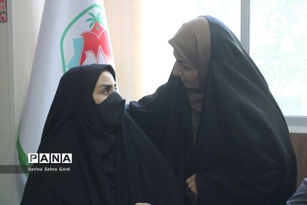 جلسه هم اندیشی معاونان پرورشی و تربیت‌بدنی شهرستان‌ها و مناطق آموزش و پرورش استان بوشهر