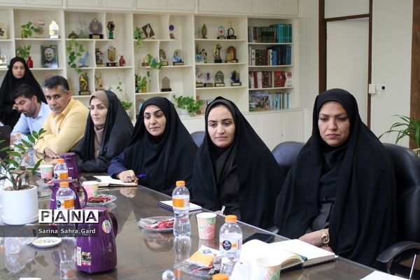 جلسه هم اندیشی معاونان پرورشی و تربیت‌بدنی شهرستان‌ها و مناطق آموزش و پرورش استان بوشهر