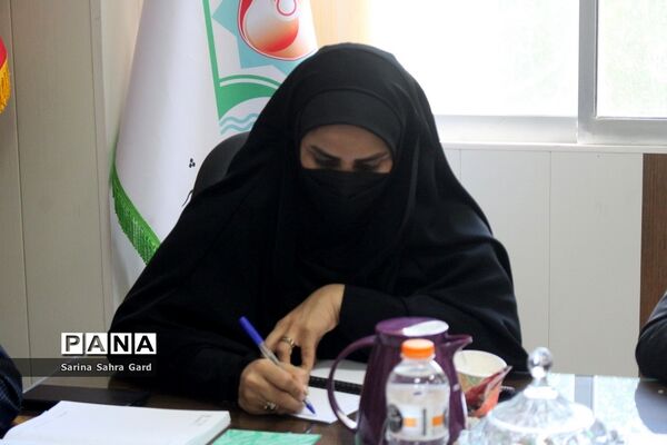 جلسه هم اندیشی معاونان پرورشی و تربیت‌بدنی شهرستان‌ها و مناطق آموزش و پرورش استان بوشهر