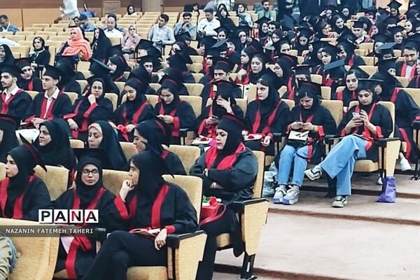 جشن دانش آموختگی دانشجویان دانشگاه پیام نور استان تهران به میزبانی فشافویه