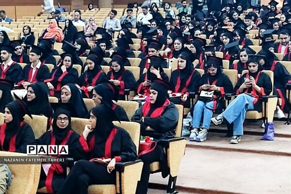 جشن دانش آموختگی دانشجویان دانشگاه پیام نور استان تهران به میزبانی فشافویه