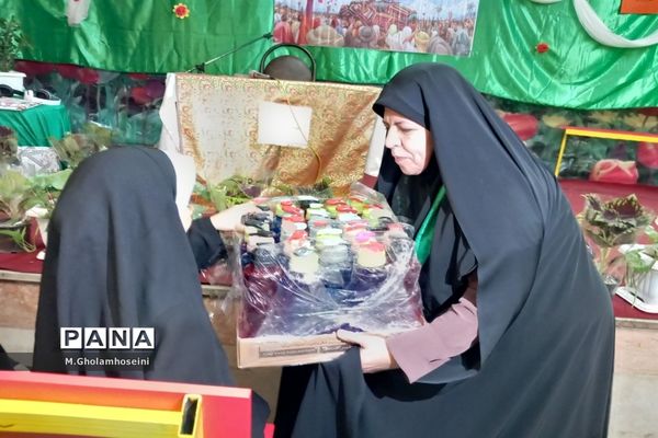 جشن ولایت امیر المؤمنین علی (ع) در دبستان آزادی