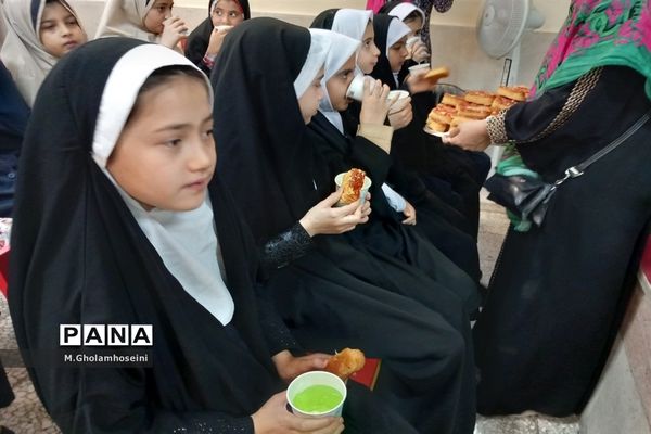 جشن ولایت امیر المؤمنین علی (ع) در دبستان آزادی