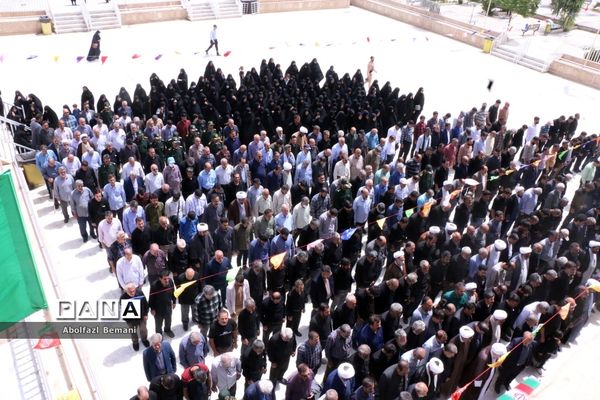 تشییع و خاکسپاری پیکر جانباز شهید «زنجانی» در قم